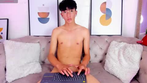 Snapshot of anyul_ chatting on 01.14.25 Anyul online show from 01.14.25