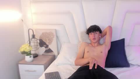 Snapshot of anyul_ chatting on 02.11.25 Anyul online show from 02.11.25