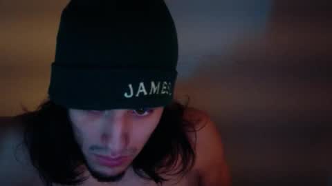 Snapshot of apachewithawebcam chatting on 11.02.25 ApacheWithWebcam online show from 11.02.25