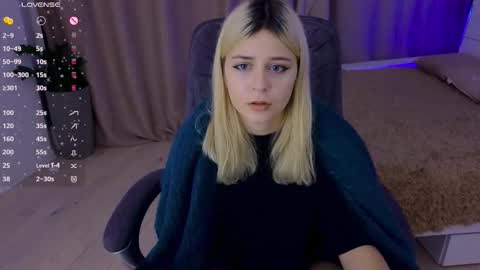 ApheliaStar online show from 12.14.25