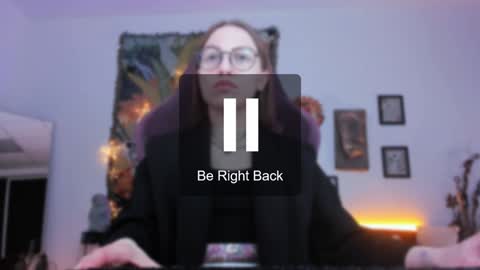 Snapshot of aphexqueen chatting on 01.23.25 APHEX QUEEN online show from 01.23.25