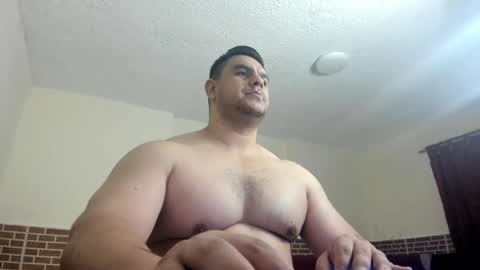 Snapshot of apholov chatting on 09.11.25 follow me   here you find me online show from 09.11.25