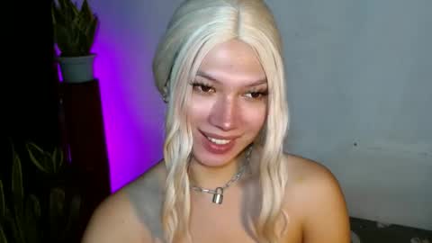 Roman Goddess online show from 12.07.24