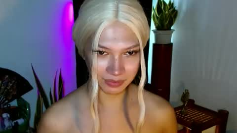 Roman Goddess online show from 12.08.24