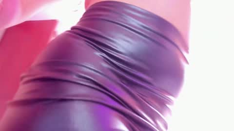 Snapshot of aphril_davis chatting on 01.23.25 Sara Model Independent online show from 01.23.25