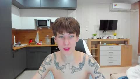 Snapshot of aplant_ chatting on 03.15.26 aplant_ online show from 03.15.26