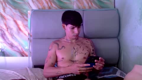 Snapshot of apolo01_ chatting on 02.26.25 Apolo online show from 02.26.25