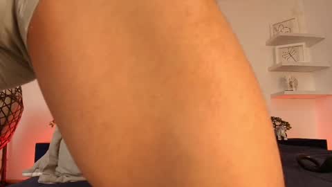 Snapshot of apolo_crus chatting on 10.02.25 apolo_crus online show from 10.02.25