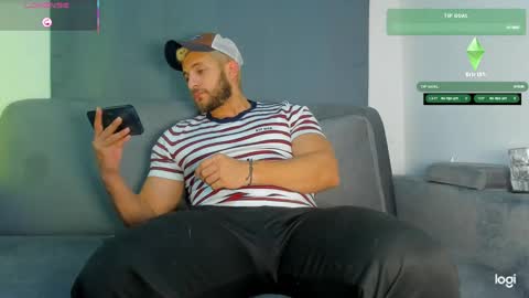 Snapshot of apolo_strange chatting on 11.06.25 apolo_strange online show from 11.06.25