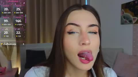 Vicki online show from 11.23.25