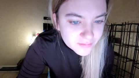 appleyummybuns online show from 11.03.25