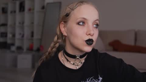  REYNA  next stream is 11h of Feb online show from 03.29.26