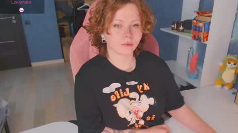 Snapshot of april_hentaigirl chatting on 10.14.25    my special content  online show from 10.14.25