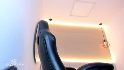 April online show from 11.04.25