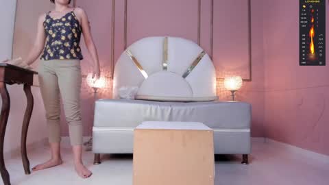 Snapshot of aprilbonnie chatting on 01.24.25 3pm to 930 pm colombia online show from 01.24.25