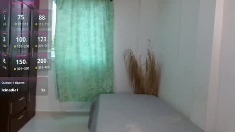          online show from 11.04.25