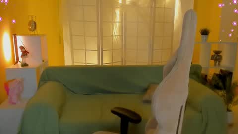 Snapshot of aprill_o_nill chatting on 01.04.25 aprill_o_nill online show from 01.04.25