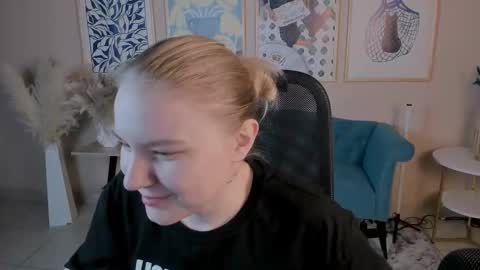 April. All year round.  online show from 11.08.25