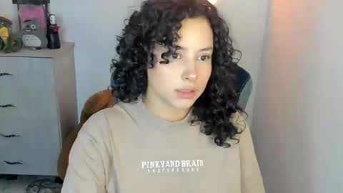 aqua emilly online show from 09.19.25