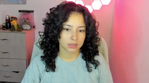 aqua emilly online show from 11.04.25