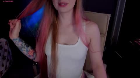 Snapshot of aqualen chatting on 01.12.26 aqualen online show from 01.12.26