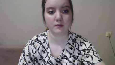 Snapshot of aquanarmin chatting on 12.16.24 Josefin online show from 12.16.24