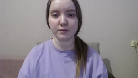 Snapshot of aquanarmin chatting on 01.07.25 Josefin online show from 01.07.25