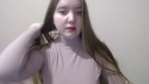 Snapshot of aquanarmin chatting on 01.08.25 Josefin online show from 01.08.25