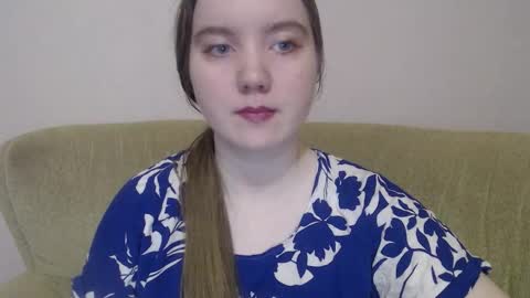 Snapshot of aquanarmin chatting on 11.10.25 Josefin online show from 11.10.25