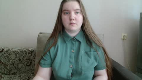 Snapshot of aquanarmin chatting on 06.06.26 Josefin online show from 06.06.26