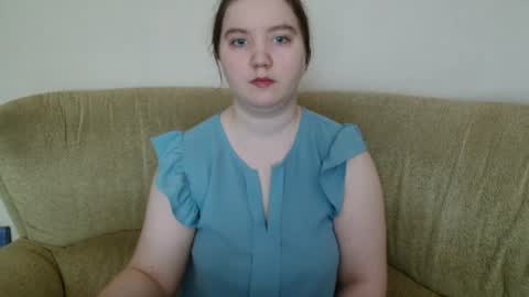 Snapshot of aquanarmin chatting on 06.20.26 Josefin online show from 06.20.26