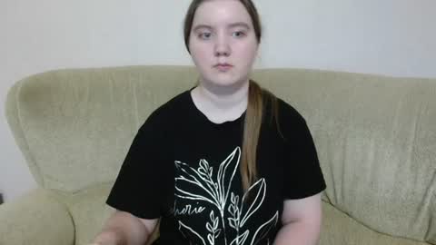 Snapshot of aquanarmin chatting on 07.20.26 Josefin online show from 07.20.26