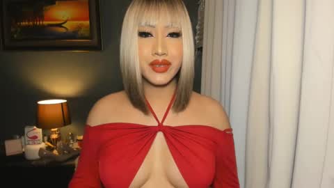 Snapshot of aqueenofcumxx chatting on 12.01.24 Alicia online show from 12.01.24