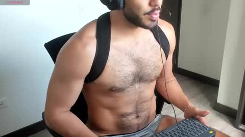 Snapshot of aquiles0224 chatting on 12.05.24 T. online show from 12.05.24