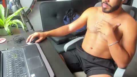 Snapshot of aquiles0224 chatting on 02.03.26 T. online show from 02.03.26