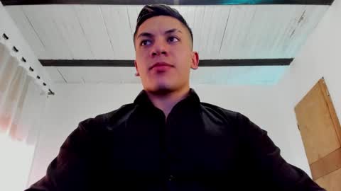 Jonathan online show from 02.04.25