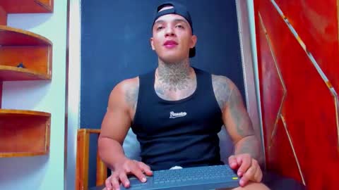 Snapshot of aquiles_elpapi chatting on 02.18.26 AquilesElpapi online show from 02.18.26