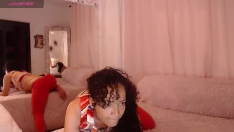 Nadia Cyel online show from 01.17.25