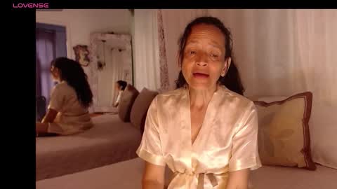 Nadia Cyel online show from 03.10.26