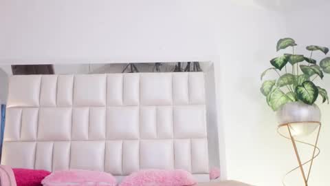   online show from 02.26.25