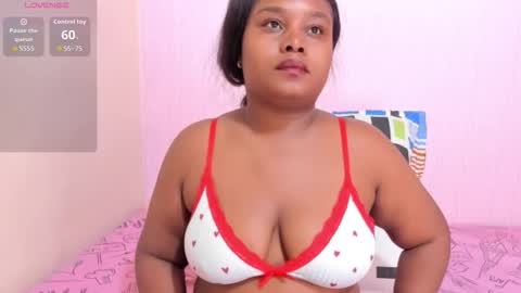 Snapshot of aranna_wild chatting on 10.18.25 aranna_wild online show from 10.18.25