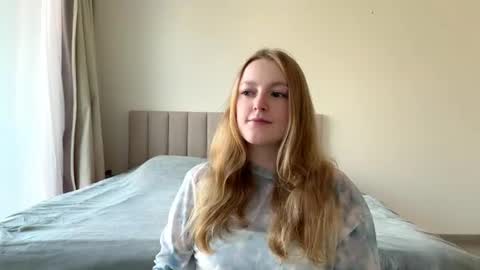 Snapshot of ardellleclair chatting on 06.16.26 Ariana online show from 06.16.26