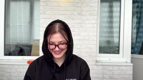 Caroline online show from 02.20.26