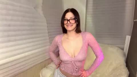 Caroline online show from 02.24.26