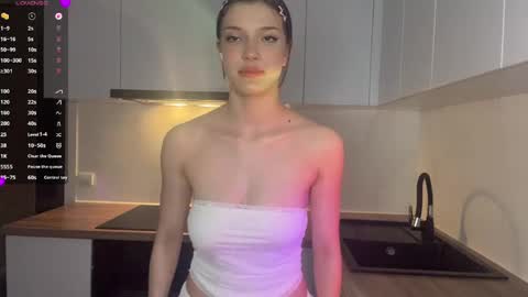 Caroline online show from 04.17.26