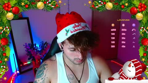 Snapshot of ares_blue chatting on 12.23.24 ares blue online show from 12.23.24