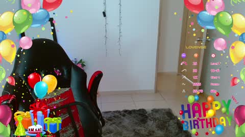 Snapshot of ares_blue chatting on 12.28.24 ares blue online show from 12.28.24