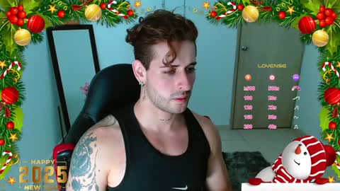 Snapshot of ares_blue chatting on 12.31.24 ares blue online show from 12.31.24
