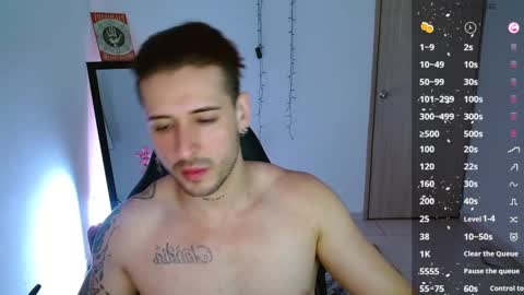 Snapshot of ares_blue chatting on 01.23.25 ares blue online show from 01.23.25