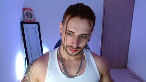 Snapshot of ares_blue chatting on 02.20.25 ares blue online show from 02.20.25
